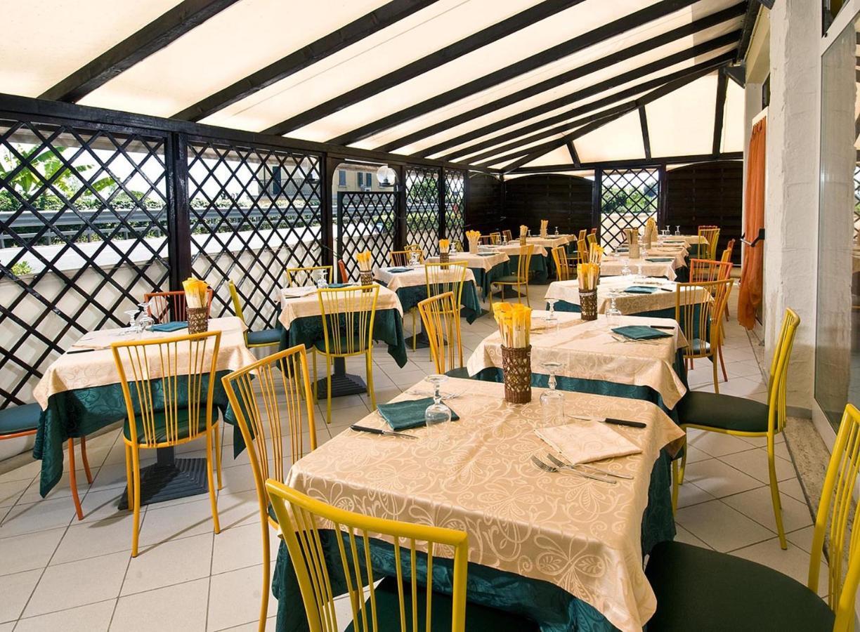 Hotel Ristorante Miramare Pesaro Esterno foto